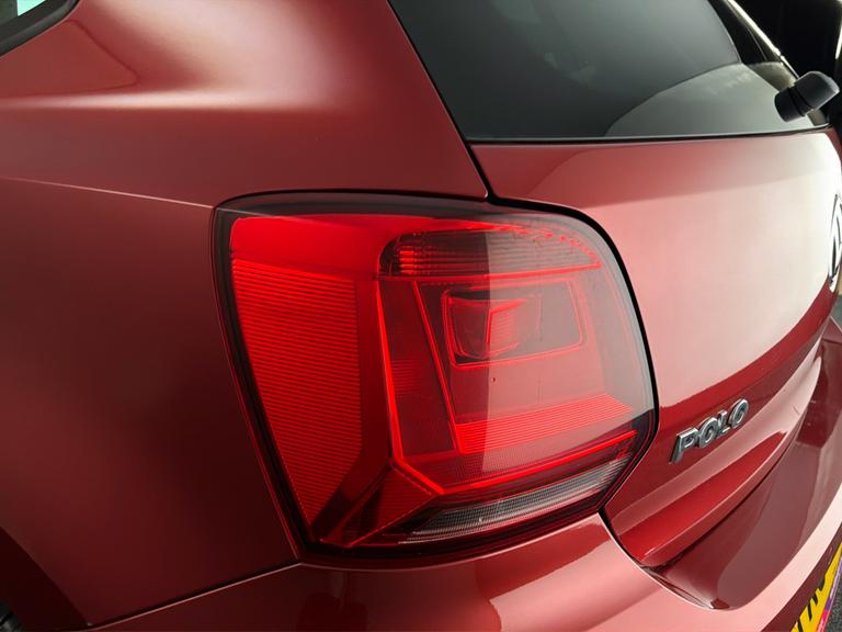 Volkswagen Polo Photo bsapi-92b97c21634c1ec72a2ba1197c25b7bffe437d1f.jpg