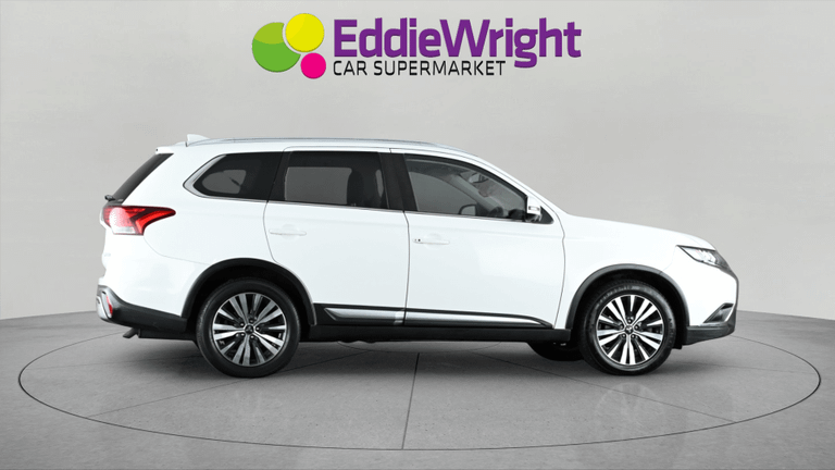 MITSUBISHI Outlander Photo bsapi-930df2156fc6a803b408f3d06297757ca382095a.jpg