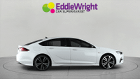 VAUXHALL Insignia Photo 7