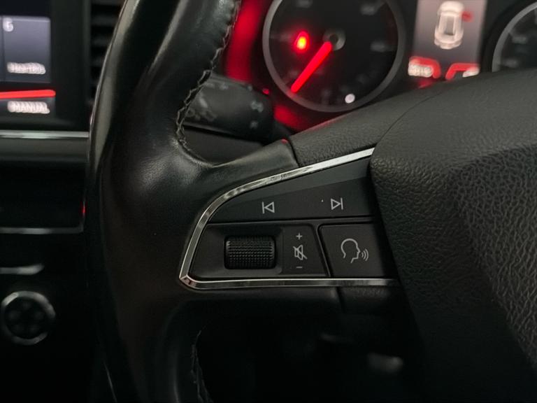 SEAT LEON Photo bsapi-947511cf95d335b62d375b8419643778f8f03302.jpg