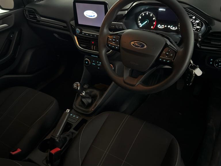 Ford Fiesta Photo bsapi-94f02c095d8d15aad1e6e0fefbca2882e5cc8d42.jpg