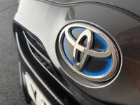 TOYOTA Yaris Photo 14