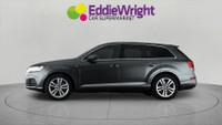 Audi Q7 Photo 2