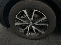 TOYOTA C-HR Photo 26