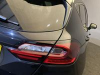 Ford FIESTA Photo 19