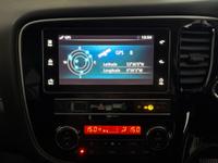 MITSUBISHI Outlander Photo 15