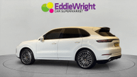 Porsche CAYENNE Photo 2