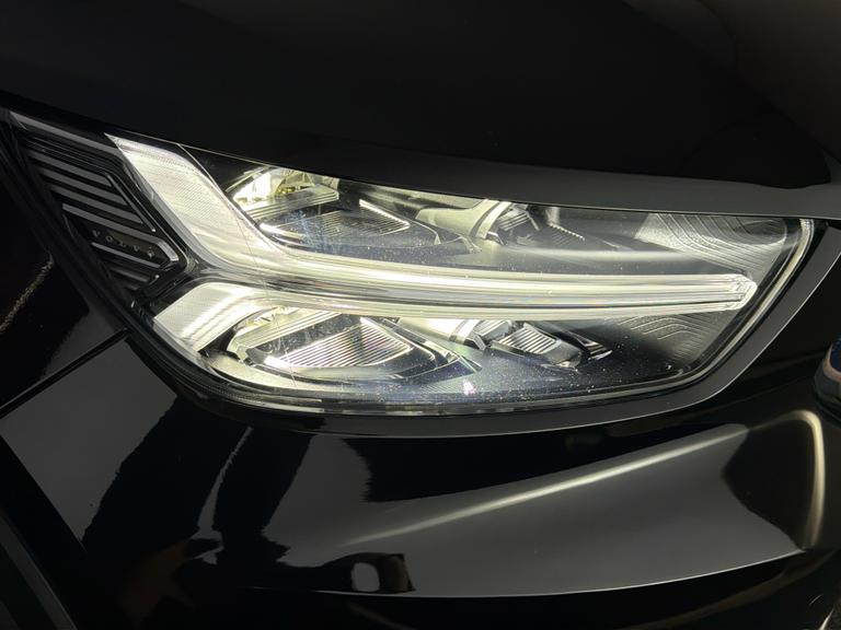 Volvo Xc40 Photo bsapi-964a45f2db9fa25b0d0211df0ddcd6a0a1f612f3.jpg