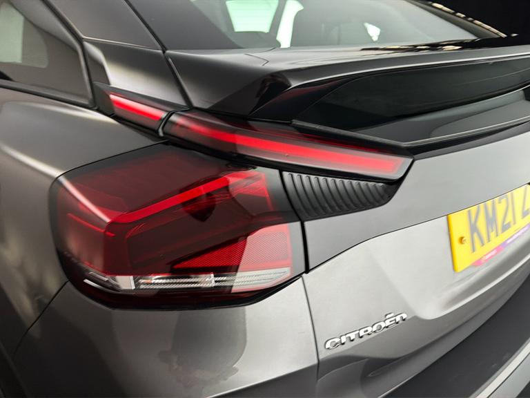 CITROEN C4 Photo bsapi-96518e2c5df9bb4076d2382bfa102911ef3807d7.jpg