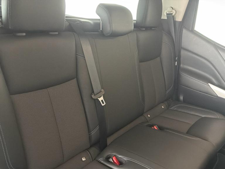 NISSAN Navara Photo bsapi-96b5f270a584edde27140fa482d40bb02fc534d5.jpg