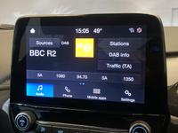 FORD FIESTA Photo 9