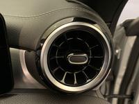 MERCEDES-BENZ CLA Photo 29