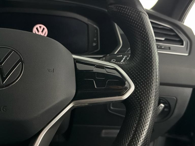 Volkswagen TIGUAN Photo bsapi-97df77b506411b35782e72506354092a40a9ac27.jpg