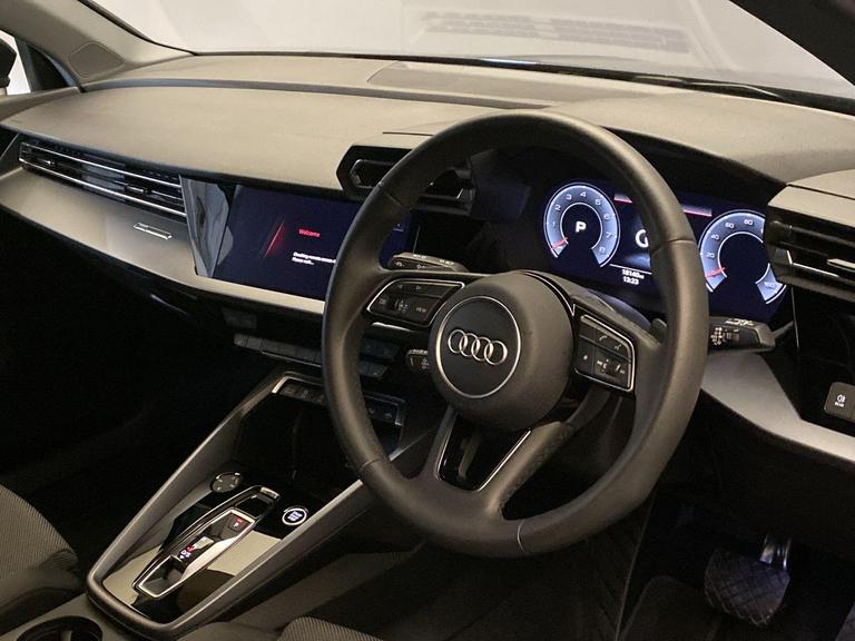 Audi A3 Photo bsapi-981794fccb8c9e1dff27c6ed1ef0f77fa98a49db.jpg
