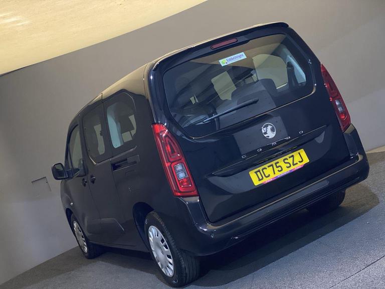 VAUXHALL COMBO LIFE ELECTRIC Photo bsapi-992c6a30823e649bdda53237998f450337e0b4d6.jpg