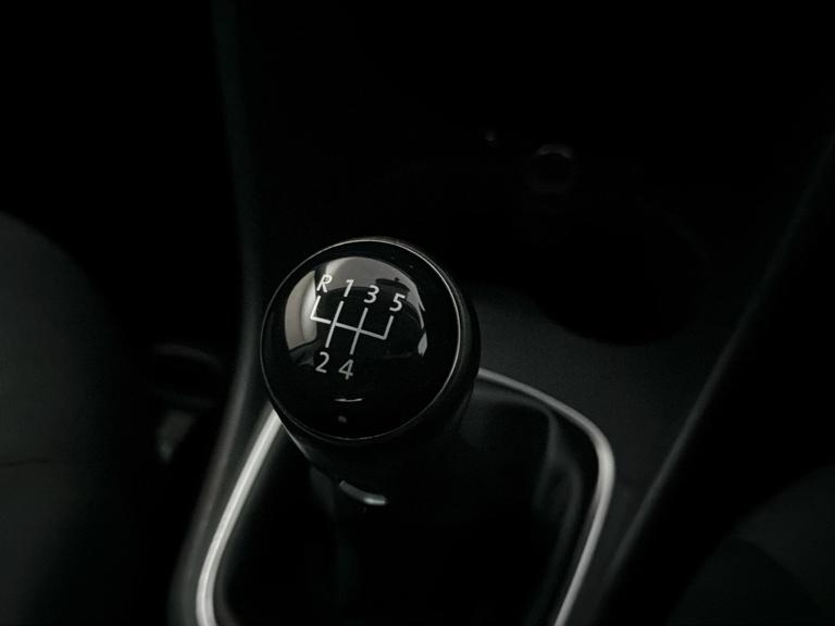 Volkswagen Polo Photo bsapi-99739d6aff36d2d5cd78741a6d95f2e8ed483fc3.jpg