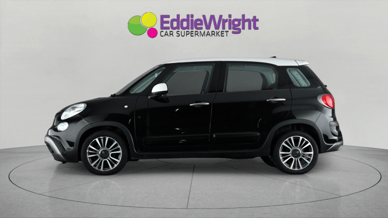 Fiat 500L Photo bsapi-9a2c78f60f277d163e2499528923740c664251b1.jpg