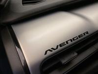 Jeep AVENGER Photo 25
