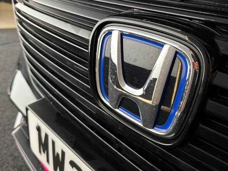 HONDA HR-V Photo bsapi-9ae3a42daafae957ab0f4685fea869f8a12350af.jpg