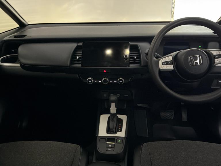 HONDA JAZZ Photo bsapi-9b1c85ee962f9417eae44cfdbc593ce81661a575.jpg