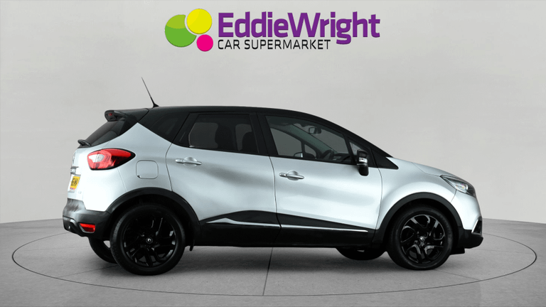 RENAULT Captur Photo bsapi-9b48d62ba4f8da1e48f15d36258fff9643cb8ffc.jpg