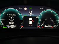 TOYOTA C-HR Photo 11