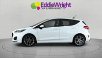 Ford FIESTA Photo 3