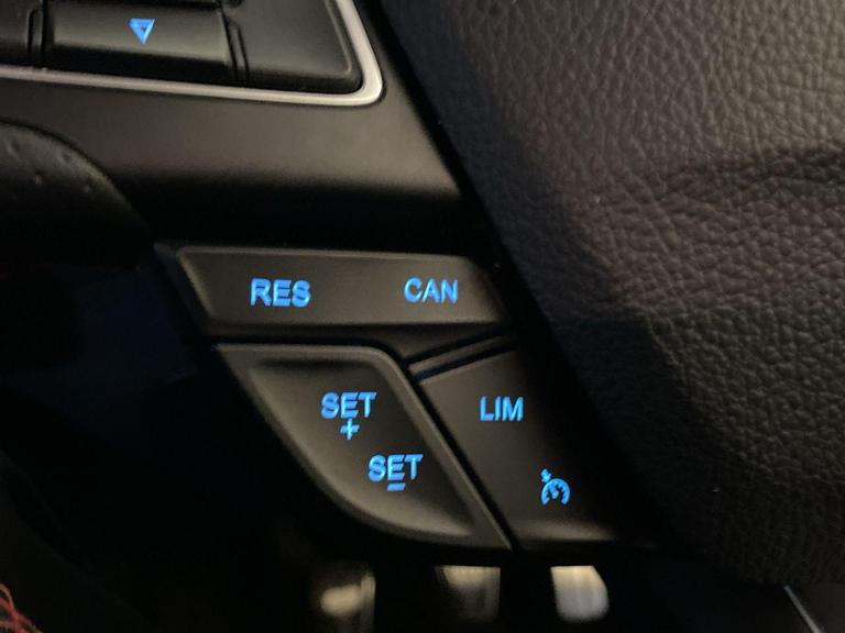 FORD ECOSPORT Photo bsapi-9c8c7b6f40176fb57a28af969f65c8e1e155fdd0.jpg