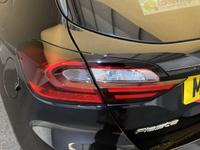 Ford FIESTA Photo 21