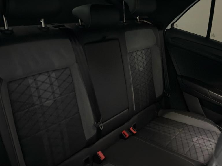 Volkswagen T-Roc Photo bsapi-9e566fea100b4077a86c6107d892f10cb40f7536.jpg
