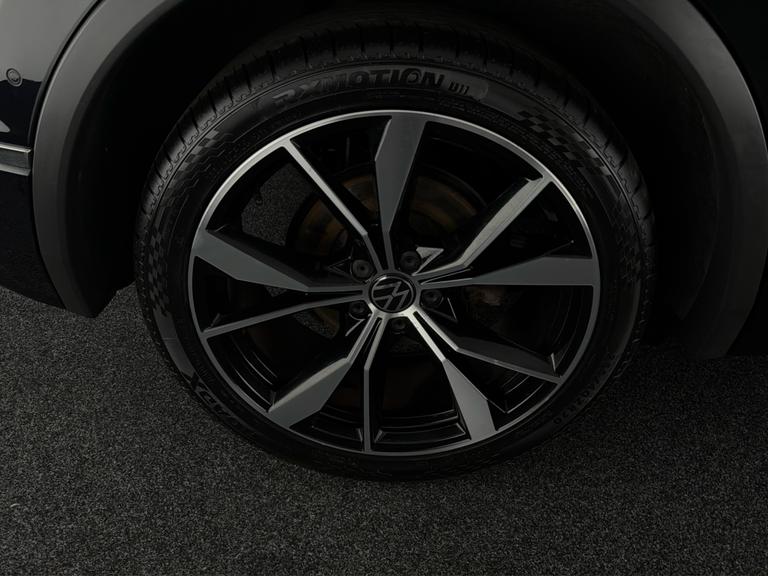 Volkswagen Tiguan Photo bsapi-9e78705d23e44beecaaa4484419d9cfe152d9399.jpg