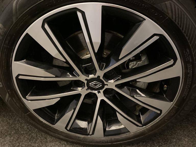 RENAULT AUSTRAL Photo bsapi-9fb10d793a9e3124d805d0f36c2586a4fd5c0950.jpg