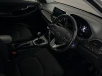HYUNDAI I30 Photo 9