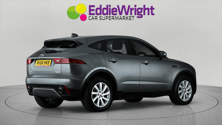 JAGUAR E-PACE Photo bsapi-a0ea39ec62f2f5ca58e9204642ff064bfe09575d.jpg