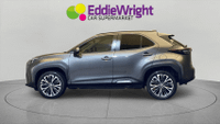 TOYOTA YARIS CROSS Photo 2