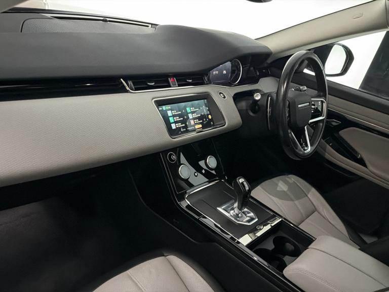 Land Rover RANGE ROVER EVOQUE Photo bsapi-a3c09044ba8ae660164c691f82799043539519a7.jpg