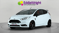 Ford Fiesta Photo 2