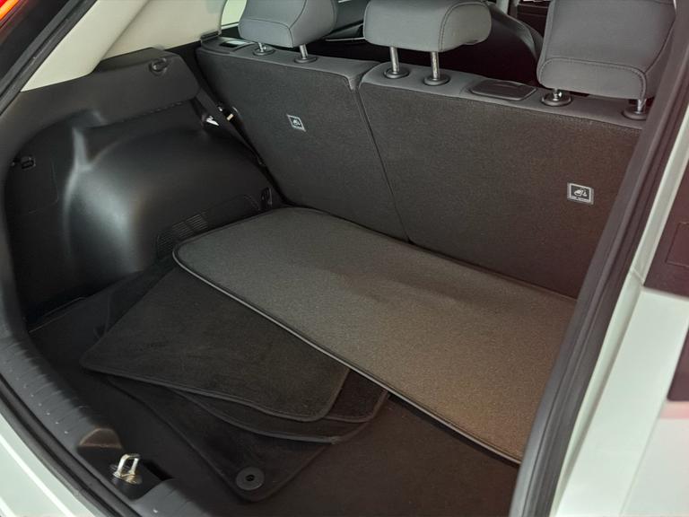 Kia NIRO Photo bsapi-a3f1b2a17de40b558f305699640932a7a415fb4b.jpg