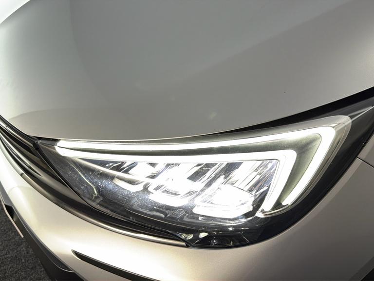 Vauxhall CROSSLAND Photo bsapi-a43d576422464dc71be6f150ea80728173e8ff99.jpg