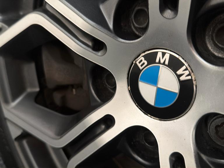 BMW X1 Photo bsapi-a51b8f0c58e4a162c2481d164fa2fa9f0c7d8957.jpg