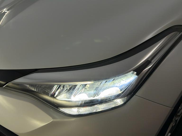 Toyota C-HR Photo bsapi-a53c0ca61d32d448dba02bef16c860dffbc48b88.jpg