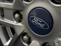 Ford RANGER Photo 28
