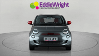 FIAT 500E Photo 1