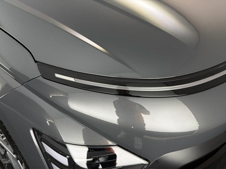 HYUNDAI KONA Photo bsapi-a5e5a2d7699033ba4aa5944c30c947dfa3d3422c.jpg
