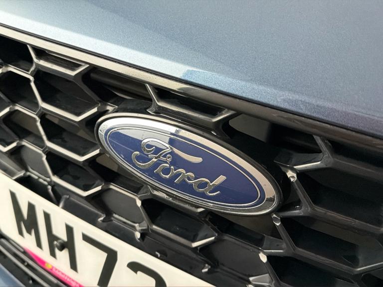FORD FOCUS Photo bsapi-a62a659e1f8df3d129073681d4989a4f1ce8336d.jpg