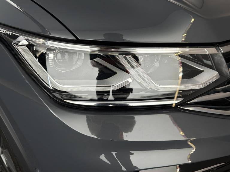 Volkswagen TIGUAN Photo bsapi-a677ae08175f170f09eec85e1885d70bb1fbfb79.jpg