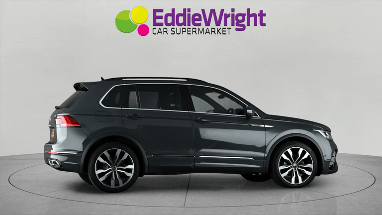 Volkswagen TIGUAN Photo bsapi-a72da936654b0e85267c5ba436e5c786e83ab16e.jpg
