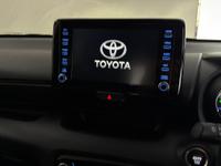 TOYOTA Yaris Photo 26