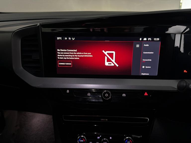 Vauxhall Mokka Photo bsapi-a8d43e39c20c0074eb4f32f38d7266ada9bf69e4.jpg