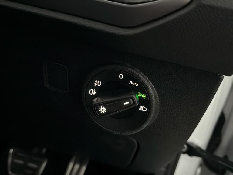 SEAT ATECA Photo bsapi-aa3332d670e0ee296683e5445583b7683aacd220.jpg